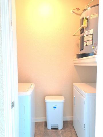 1711 Old Spanish Trail 457, Houston, TX 77054