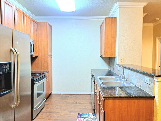 1711 Old Spanish Trail 457, Houston, TX 77054