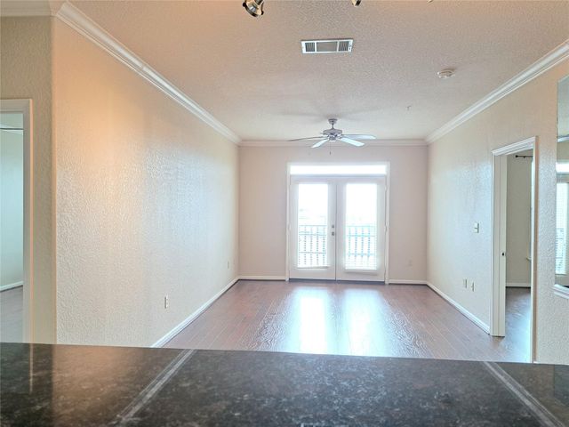 1711 Old Spanish Trail 457, Houston, TX 77054