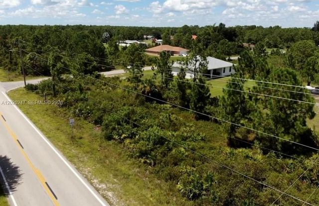 303 E 10th ST, Other City - In The State Of Florida, FL 33972
