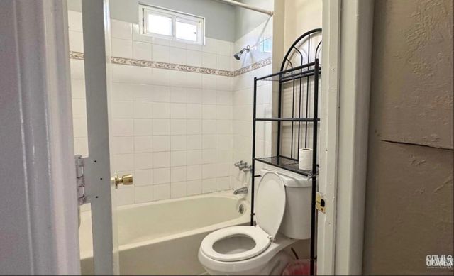 2606 N Baker Street, Bakersfield, CA 93305