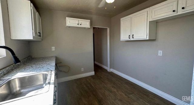2606 N Baker Street, Bakersfield, CA 93305