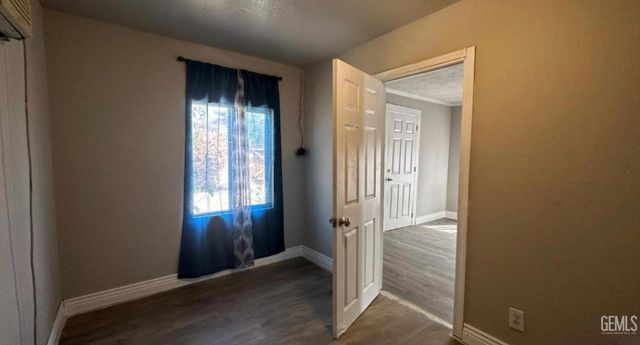 2606 N Baker Street, Bakersfield, CA 93305