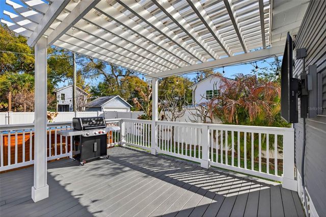 306 E ROSS AVENUE, Tampa, FL 33602