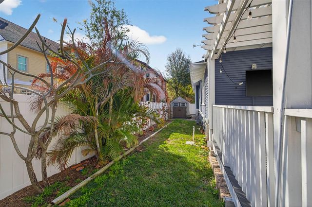 306 E ROSS AVENUE, Tampa, FL 33602