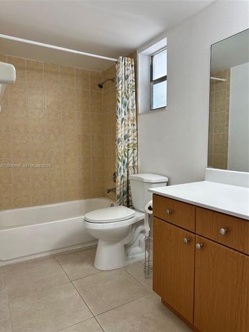 9357 Fontainebleau Blvd D109, Miami, FL 33172