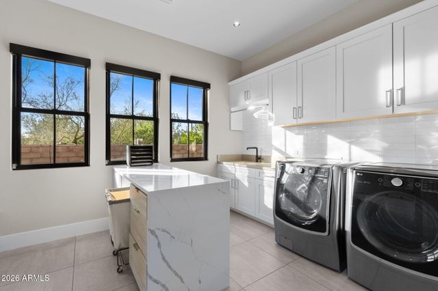 22407 N 89TH Street, Scottsdale, AZ 85255