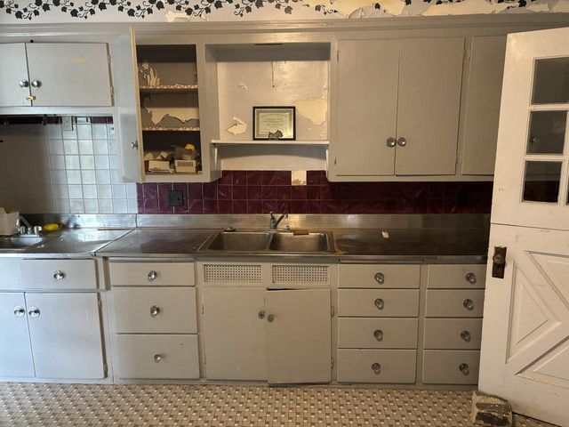 5628 STURGEON BAY ROAD, New Franken, WI 54229