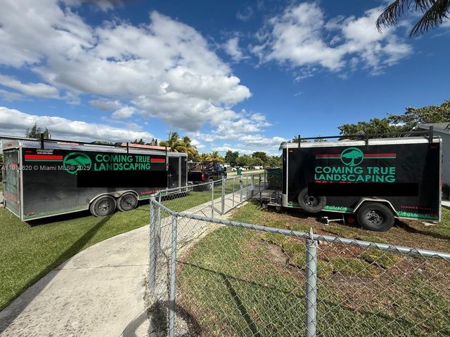 305 SW 9th Ave, Florida City, FL 33034