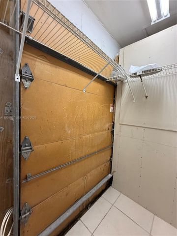 19926 NW 67th Pl, Hialeah, FL 33015