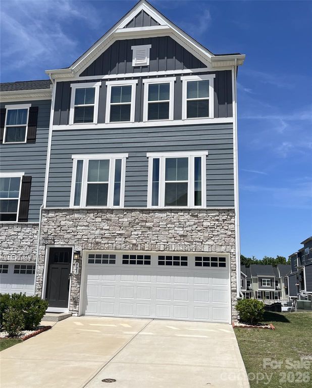 921 Portrush Lane, Tega Cay, SC 29708