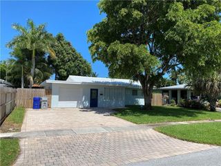 718 NE 5th Ave, Pompano Beach, FL 33060