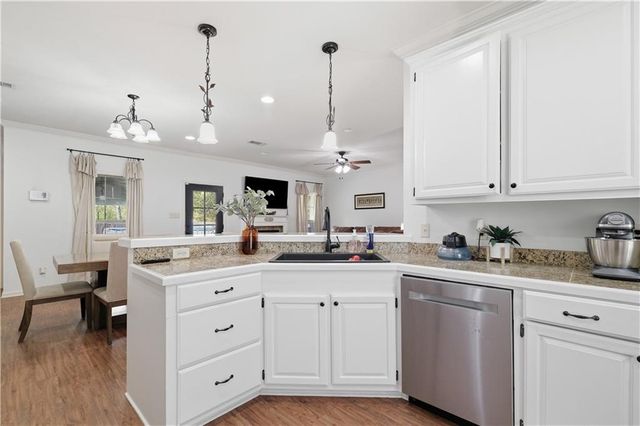 106 SHADY CREST Avenue, Deville, LA 71328