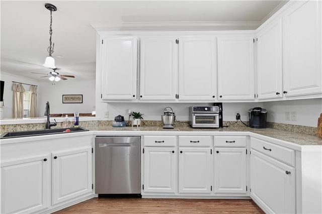 106 SHADY CREST Avenue, Deville, LA 71328