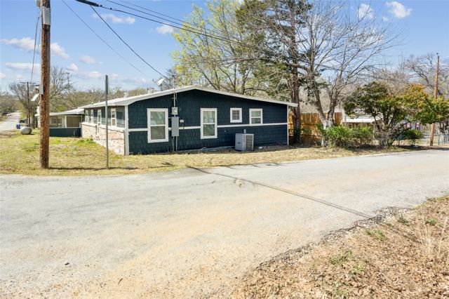 229 Sherman Drive, Pottsboro, TX 75076
