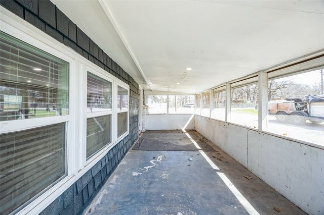 229 Sherman Drive, Pottsboro, TX 75076