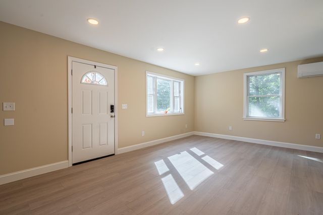 29 Franconia Drive, New Durham, NH 03855