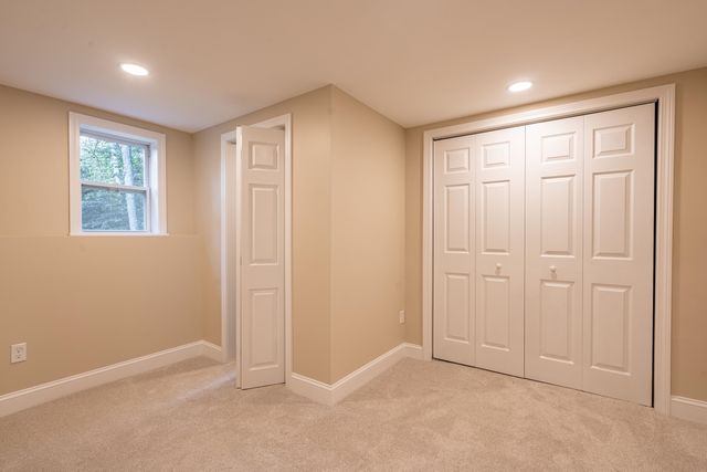 29 Franconia Drive, New Durham, NH 03855