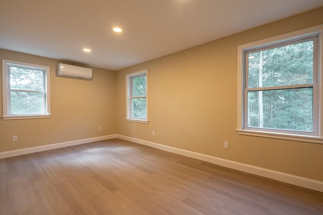 29 Franconia Drive, New Durham, NH 03855