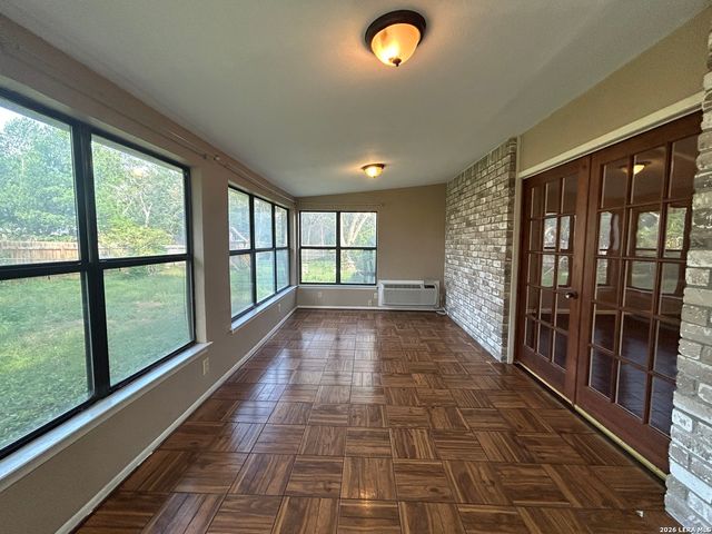 826 TIMBER DR, New Braunfels, TX 78130