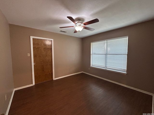 826 TIMBER DR, New Braunfels, TX 78130