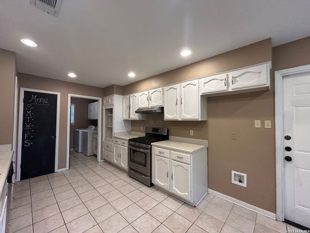 826 TIMBER DR, New Braunfels, TX 78130