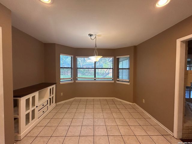 826 TIMBER DR, New Braunfels, TX 78130