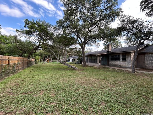 826 TIMBER DR, New Braunfels, TX 78130