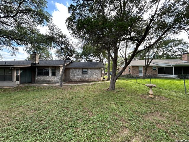 826 TIMBER DR, New Braunfels, TX 78130