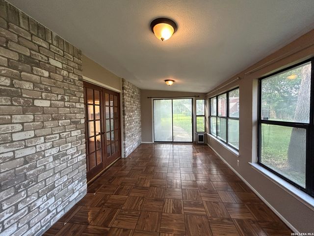 826 TIMBER DR, New Braunfels, TX 78130