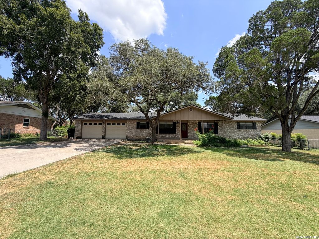 826 TIMBER DR, New Braunfels, TX 78130