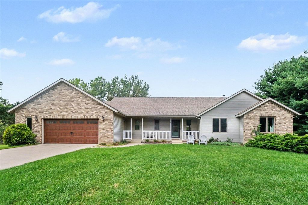 8969 Myers Lake Avenue, Rockford, MI 49341