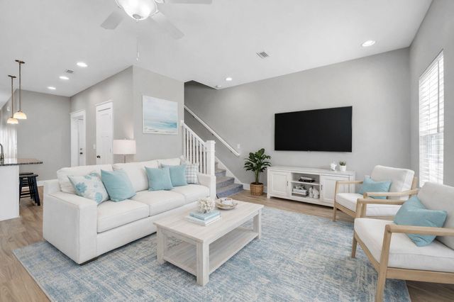 400 Mattie M Kelly Boulevard 7, Destin, FL 32541