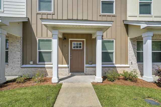 400 Mattie M Kelly Boulevard 7, Destin, FL 32541