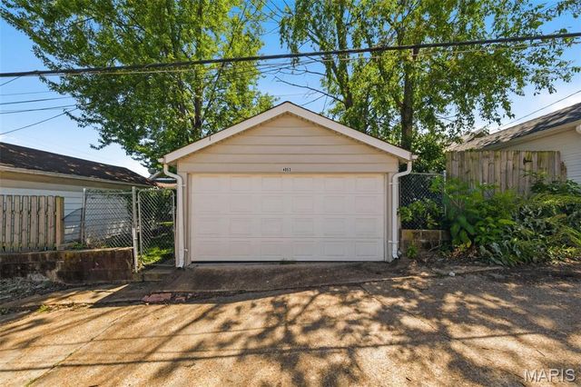 4053 Potomac Street, St Louis, MO 63116