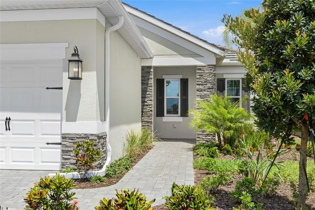 2003 BAMBOO PALM COVE, Bradenton, FL 34212