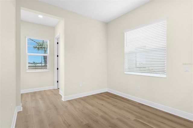 2003 BAMBOO PALM COVE, Bradenton, FL 34212
