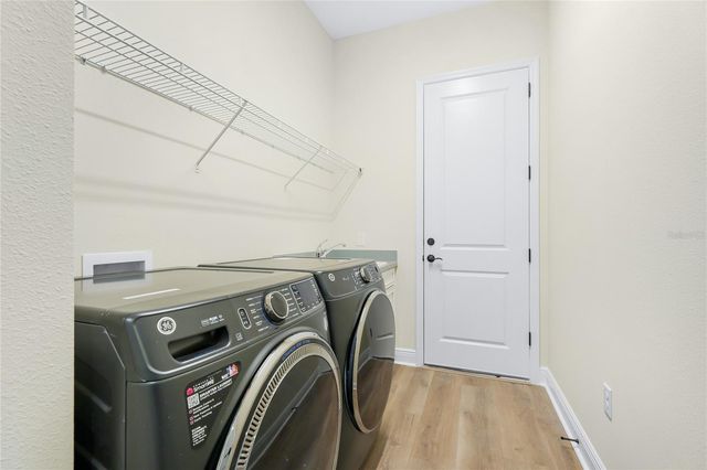 2003 BAMBOO PALM COVE, Bradenton, FL 34212