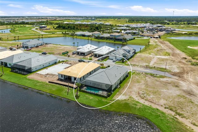 2003 BAMBOO PALM COVE, Bradenton, FL 34212
