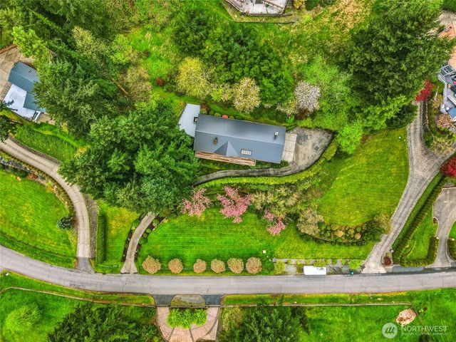 40215 278th Avenue SE, Enumclaw, WA 98022
