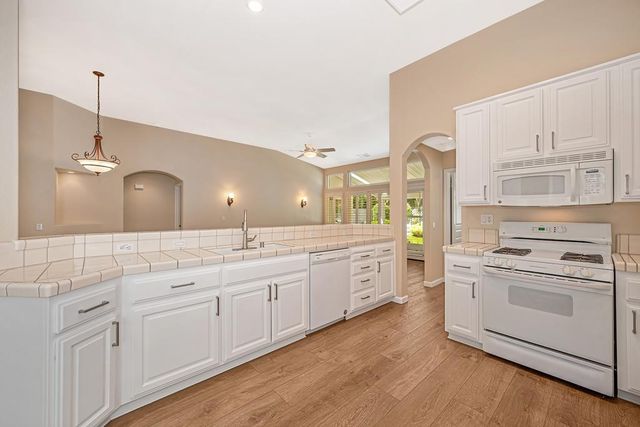 752 Diamond Glen Cir, Folsom, CA 95630
