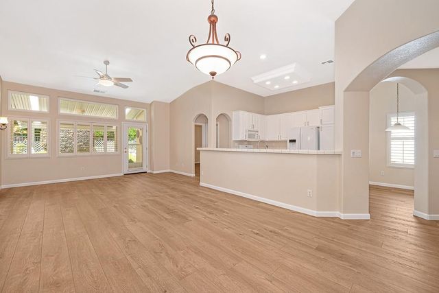 752 Diamond Glen Cir, Folsom, CA 95630