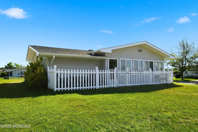 20 Barker Street, Brick, NJ 08724