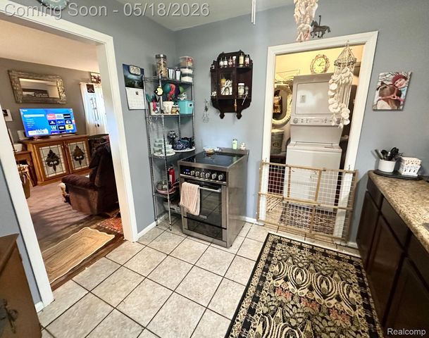 1331 Comfort Street, Lansing, MI 48915