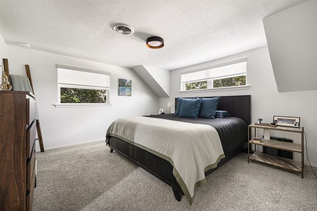 1537 Mapleton Drive, Dallas, TX 75228