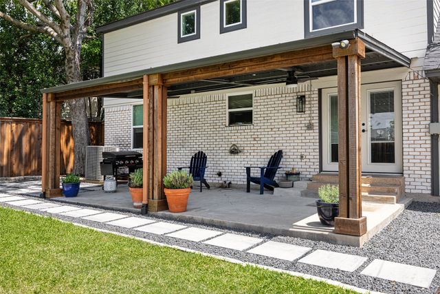 1537 Mapleton Drive, Dallas, TX 75228
