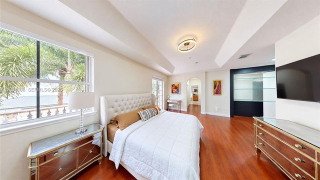 16481 SW 58th Terrace, Miami, FL 33193