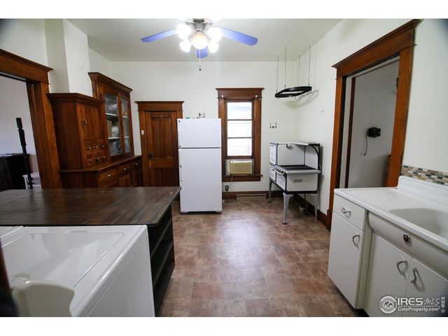 624 Roosevelt Ave, Loveland, CO 80537