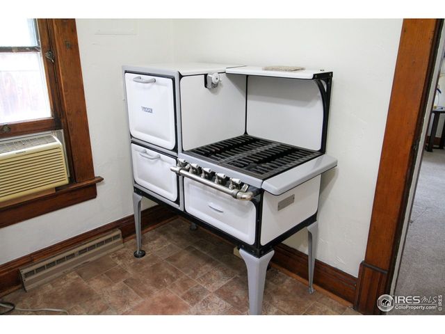 624 Roosevelt Ave, Loveland, CO 80537