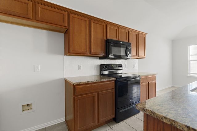 629 Antonio Lane, Waxahachie, TX 75165